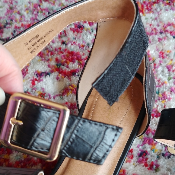 NEW-No Box 😎 Ankle Strap Wedge Sandals - Picture 4 of 9